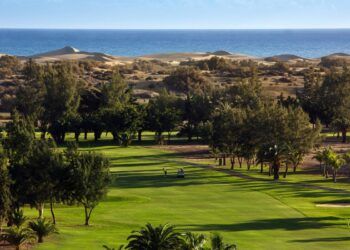 Golf along the Seaside in Gran Canaria