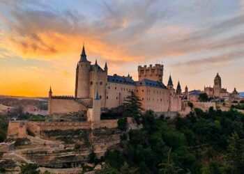 Segovia: Traces of a Sephardic Past Behind Golden Walls